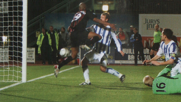 Glenn Murray scores an 89th minute equaliser against Manchester City for Brighton in the League Cup