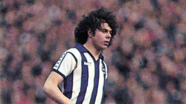 Peter Ward playing for Brighton