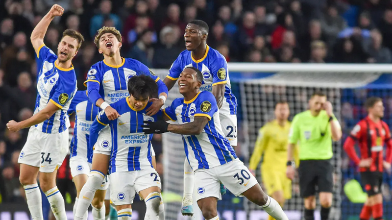 Brighton players celebrate their 1-0 win over Bournemouth in February of the 2022-23 season