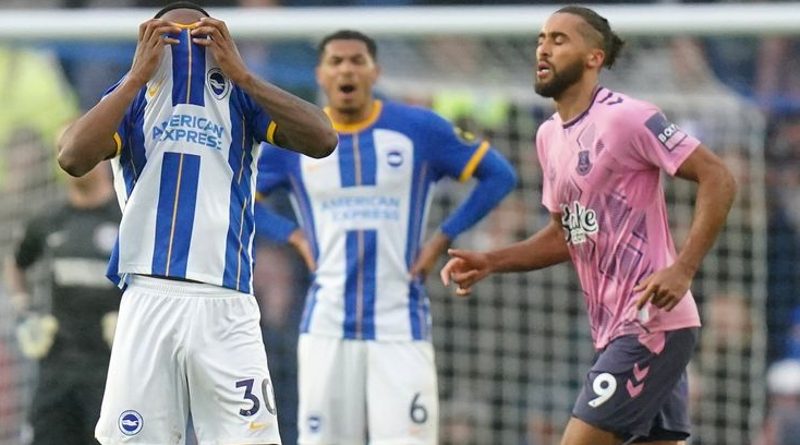 Brighton lost 5-1 against Everton at the Amex with Simon Hooper as referee