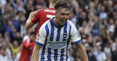 Jack Hinshelwood scored and topped the player ratings as Brighton drew 2-2 with Nottingham Forest