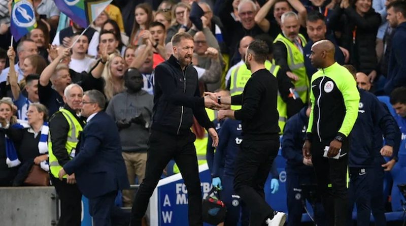 Graham Potter and Roberto De Zerbi meet before Brighton 4-1 Chelsea