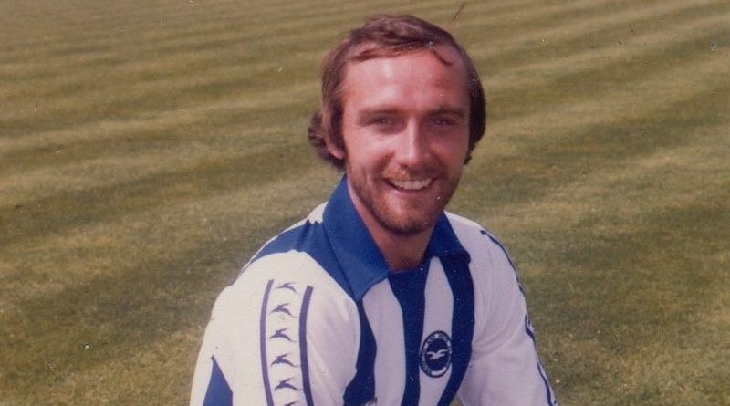 Former Brighton captain and manager Brian Horton has announced he has been diagnosed with prostate cancer